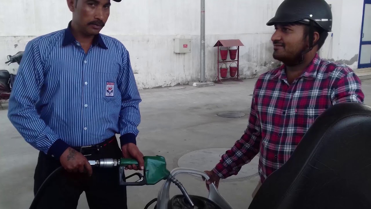 Gill Perto | HP petrol pump | advertisement