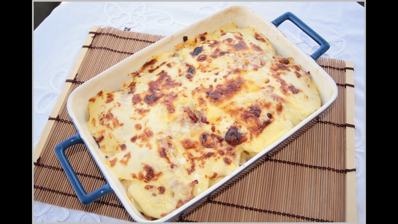 Receta francesa de grat&eacute;n de patatas con queso Emmental tipo Tartiflette