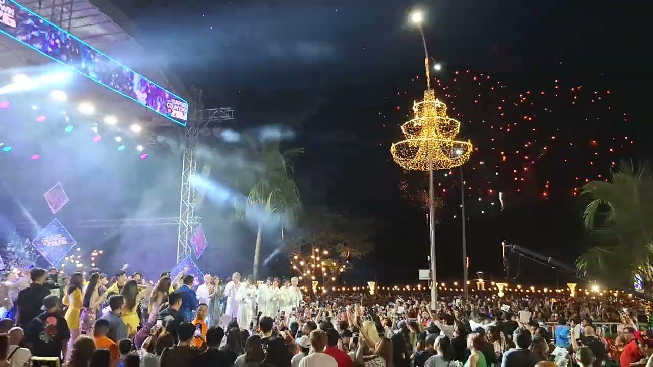 GMA's New Year Countdown and Fireworks at SM Mall of Asia (MOA) 2026