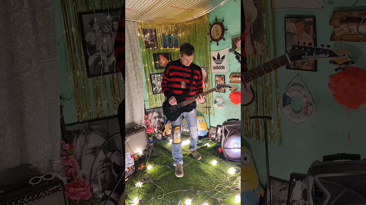 The Offspring "L.A.P.D."- одна из сильнейших по своей энергетике и драйву песня!!! 