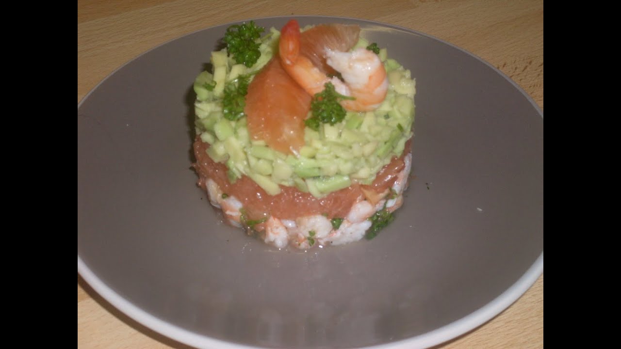 Comment faire un tartare de crevettes, pamplemousse et avocat? RECETTE FACILE