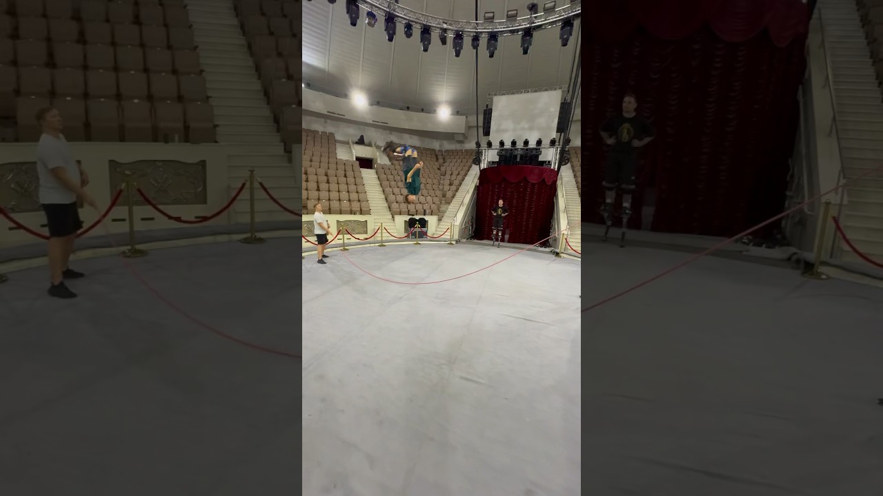 #jump #tricks #parkour #acrobatics #magic #extreme #action