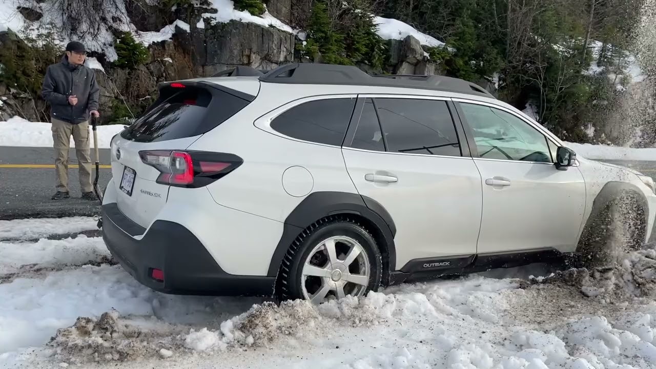 Subaru Outback Snow Off-Road Challenge: Bad Driver Stuck It, Good Saves the day.