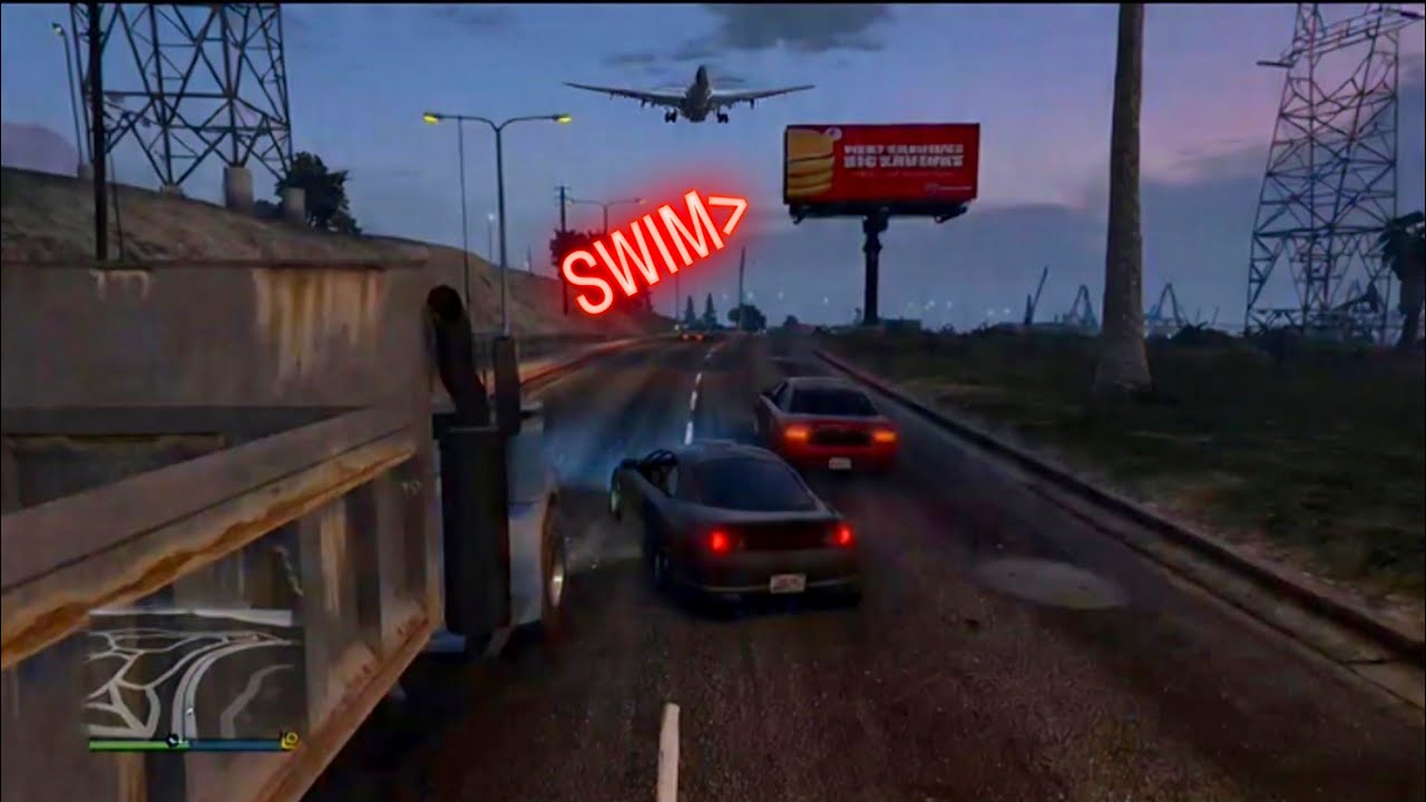 GTA 5 online cuttin thru traffic🏊‍♂️