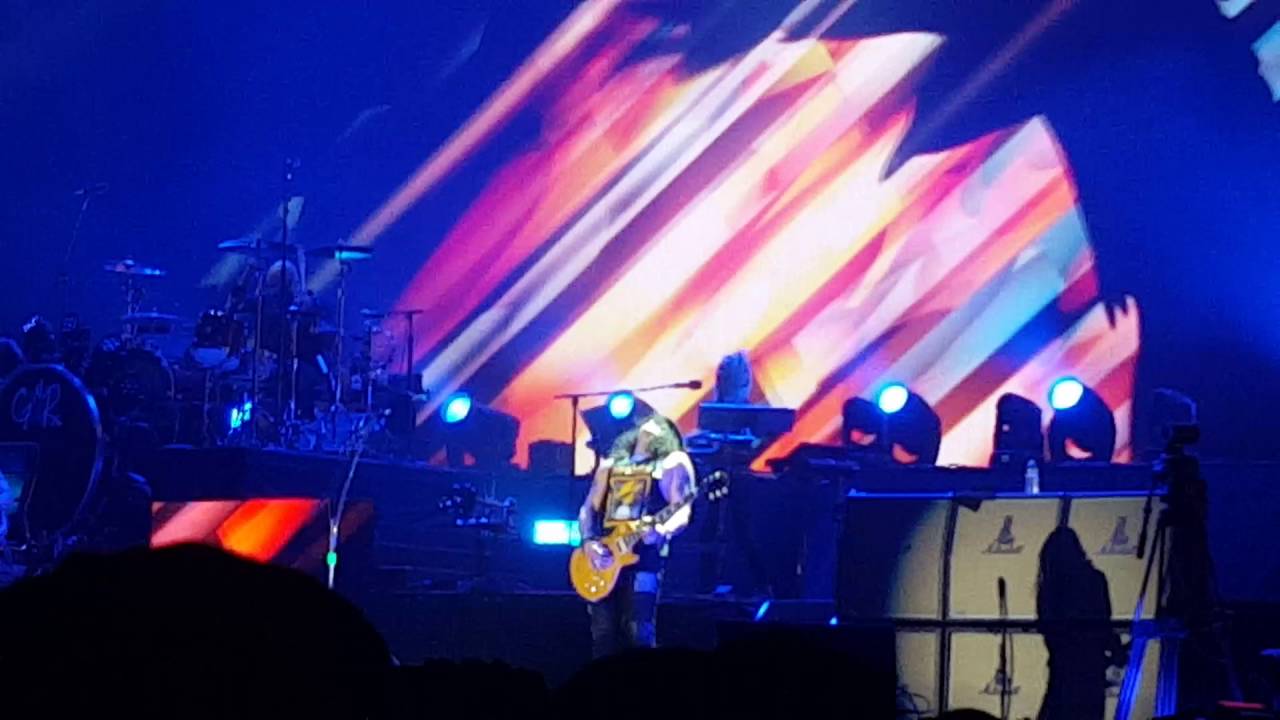 Guns N Roses - Don't Cry (Live At Coachella 23/4/16)