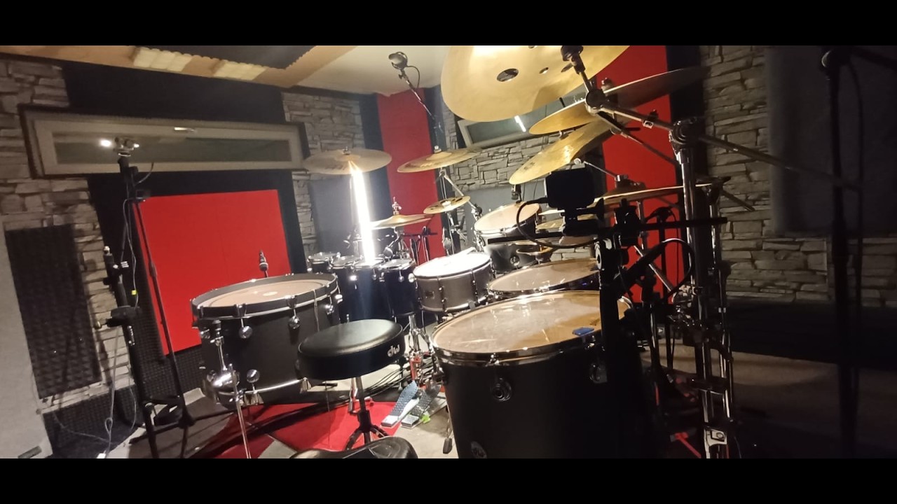 BEHIND THE SCENES of my latest STUDIO SESSION