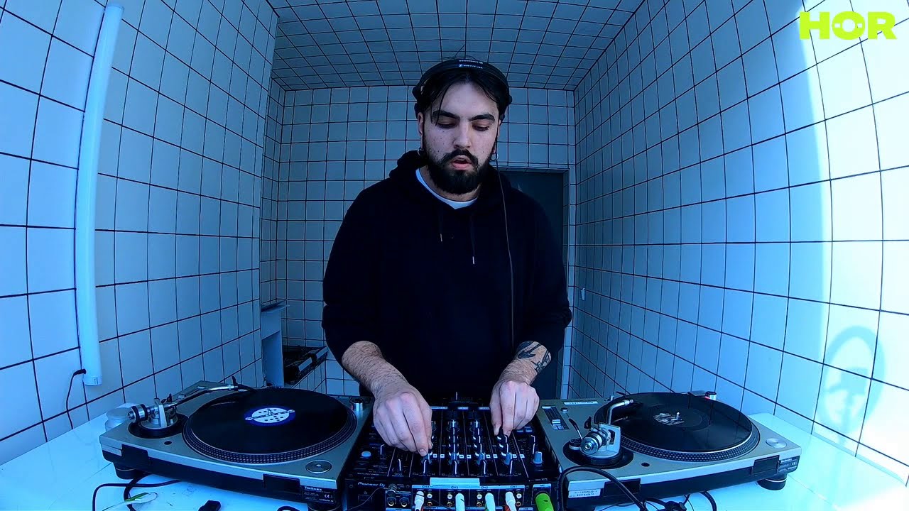 030esar0303 Showcase - Paul Munz / March 9 / 4pm-5pm