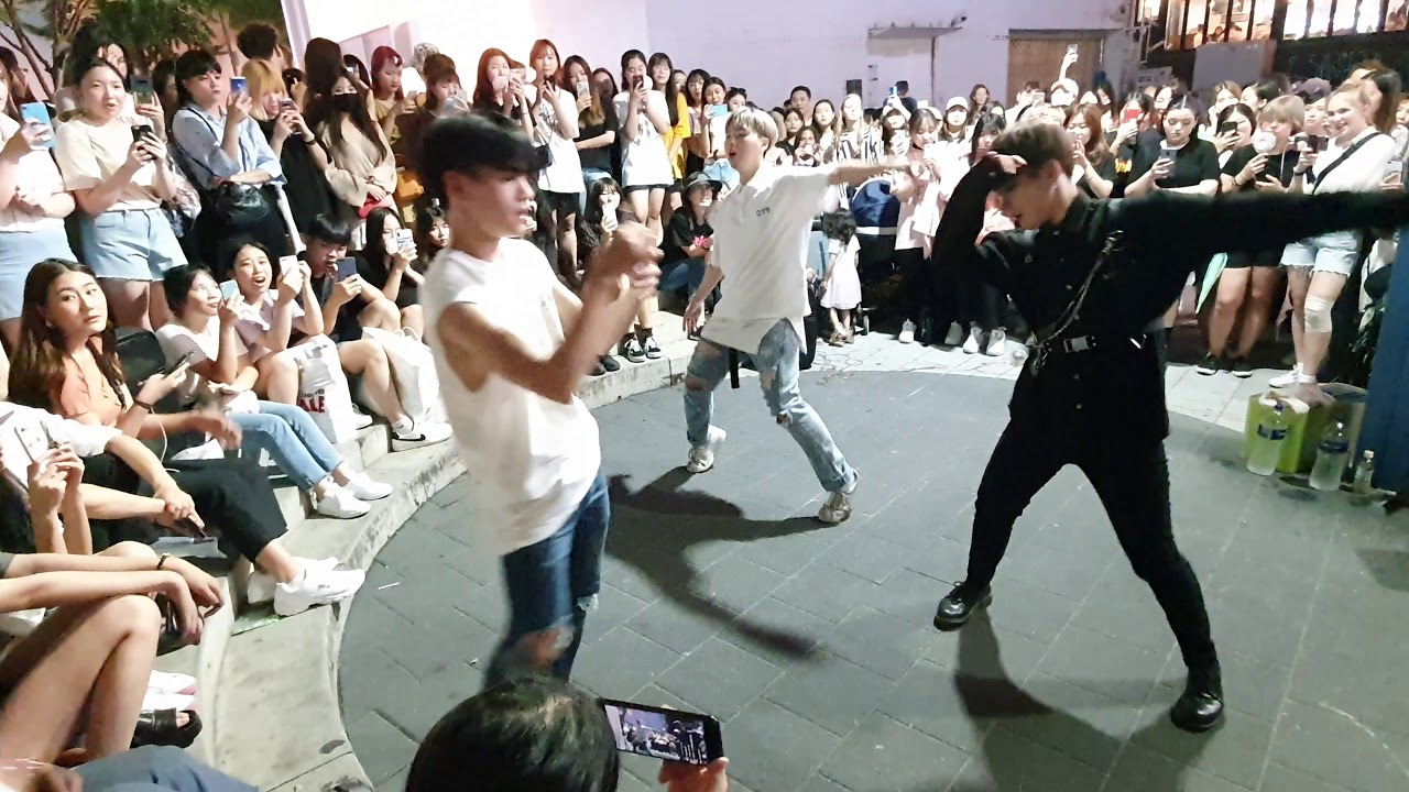보여(Day by Day) - Wanna One(워너원)/ 맥스(MAXXAM(MYM)) DANCE COVER 20190727 HongDae(홍대) Busking(버스킹)