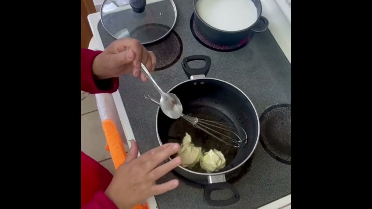 معكرونة بالبشاميل والدجاج 