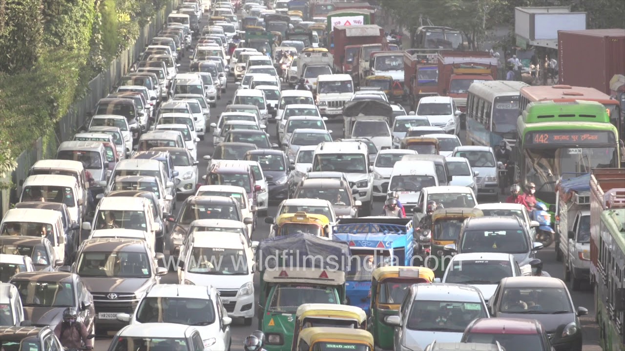 Cars driving Delhi crazy! Ring Road traffic turns into a nightmare, despite Corona