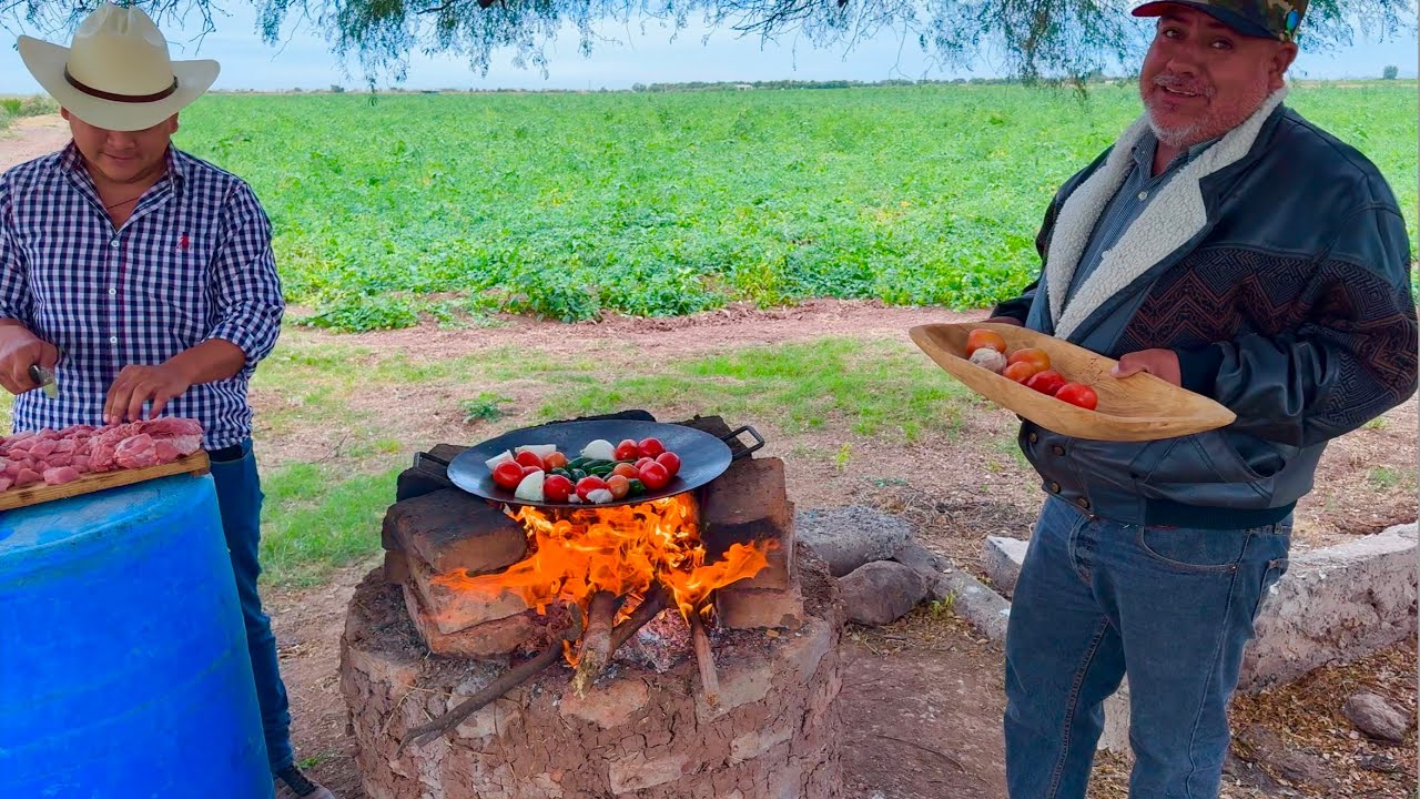 CON ESTE PAISAJE Y COMIDA QUE DELICIA ¡¡CARNE EN SALSA TATEMADA!! || RUTA LA NUEVE