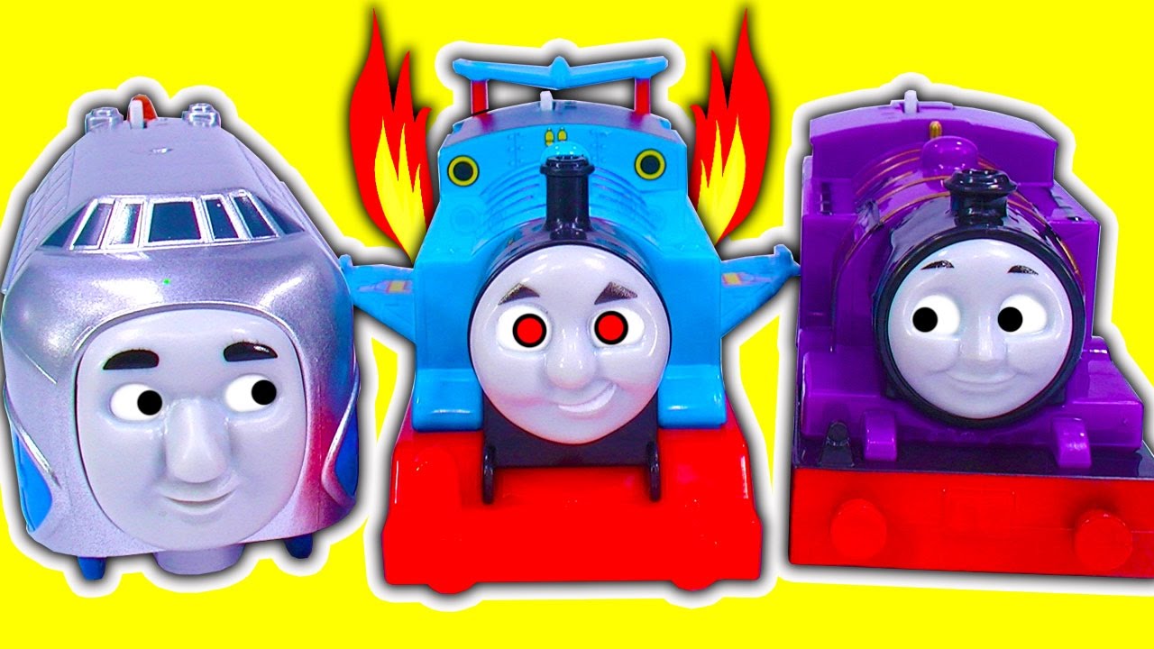 Winged Jet Thomas Hugo & Skiff Ryan & Jerome Trackmaster Train Race Crashes Fun