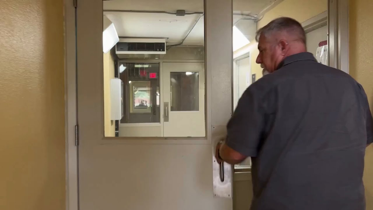 Public works, MP unit do right by Soldiers in barracks in face of catastrophic chiller failure