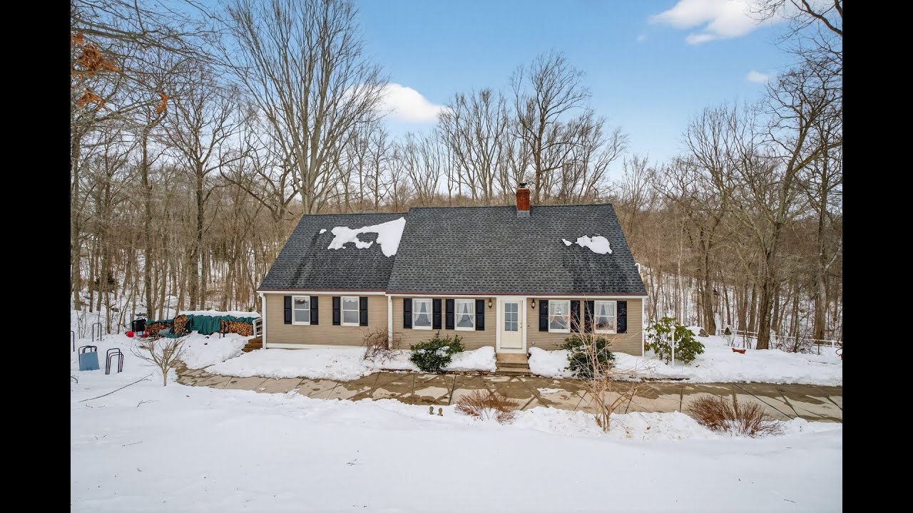 29 Mitchel Terrace Ivoryton, CT | ColdwellBankerHomes.com