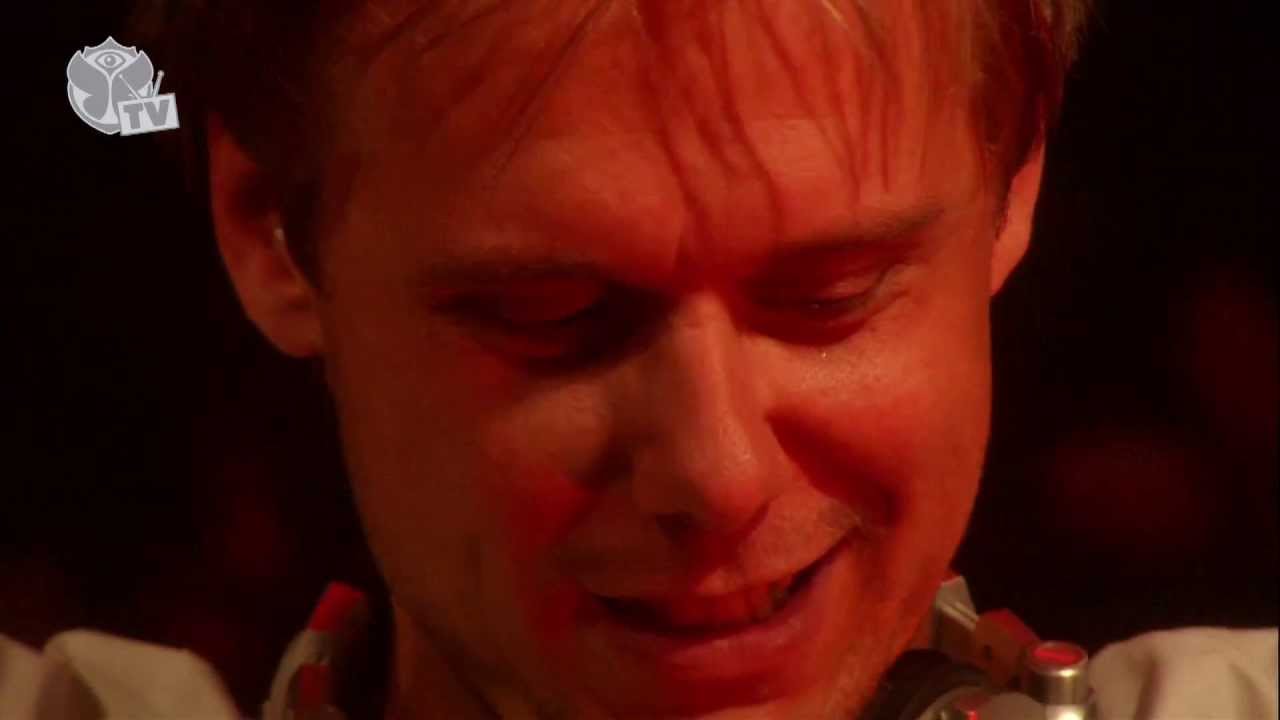 Tomorrowland 2013 - Armin van Buuren Announcement