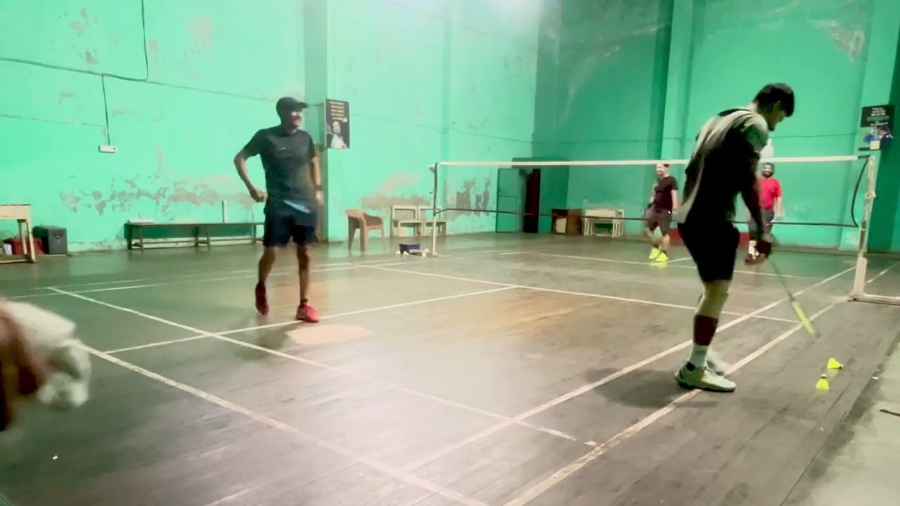 Justin & Manish vs Mayank & Siddharth 