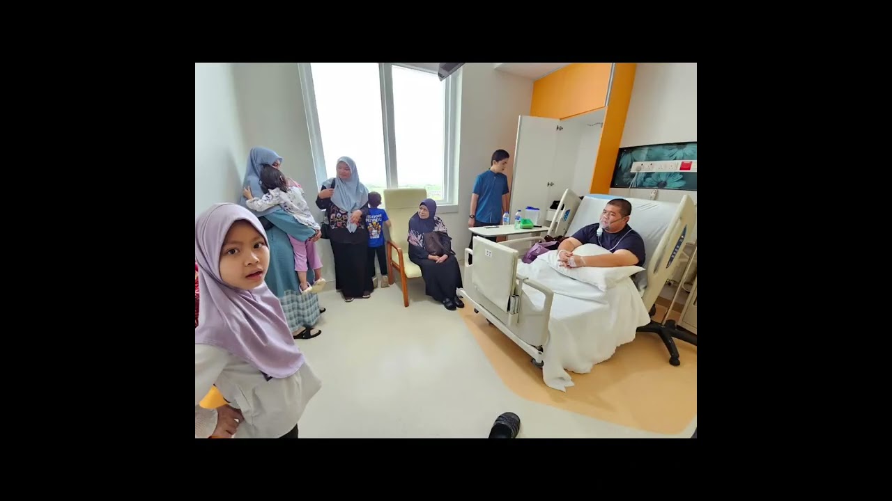 Happy besday haha.. Tokti buat