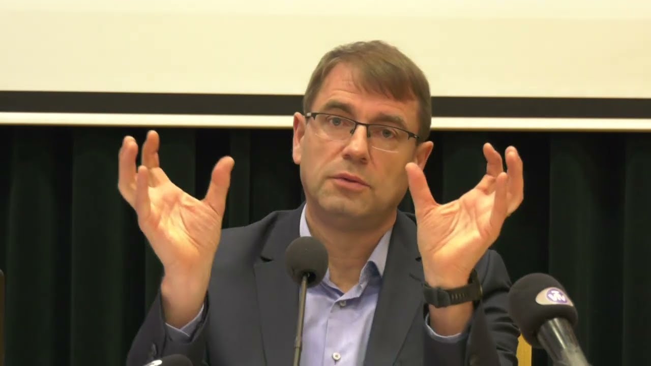 Novinarska konferenca župana Občine Ravene na Koroškem dr Tomaža Rožena dne 22 12 2025