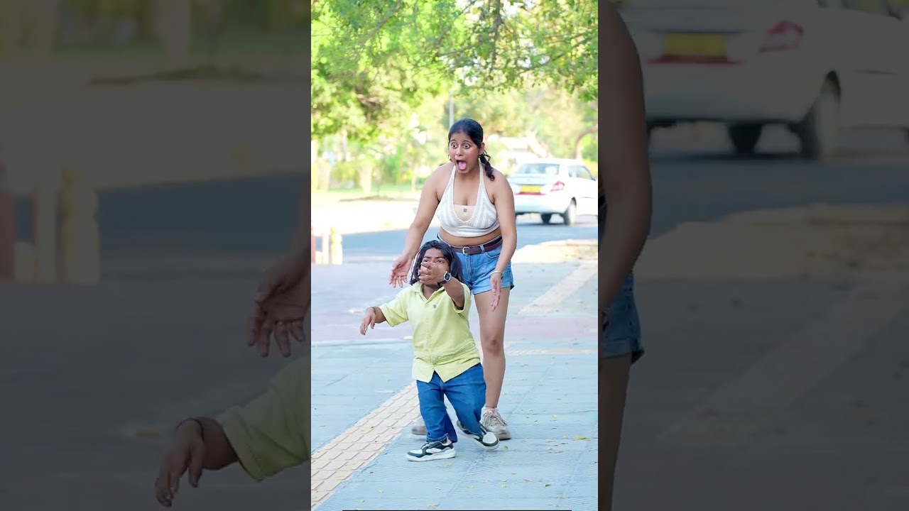 लड़की का हुआ फ़ोन चोरी 😜 | Prank On Cute Girl 🥰 | The Real Satish