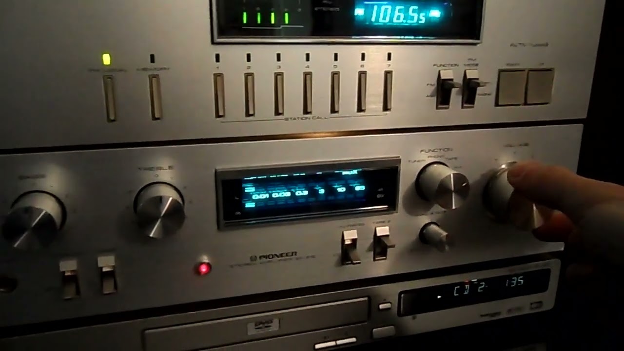 1 Pioneer SA 610 e tuner