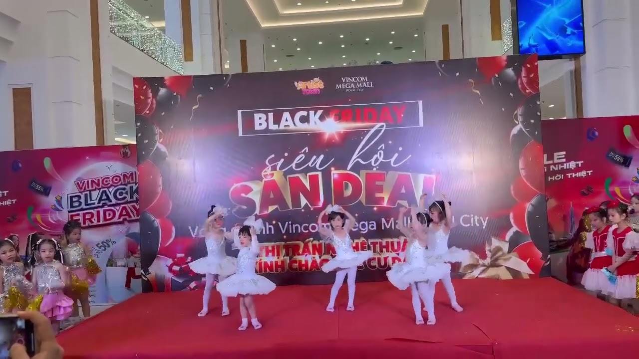 Vòng tay ba mẹ 
