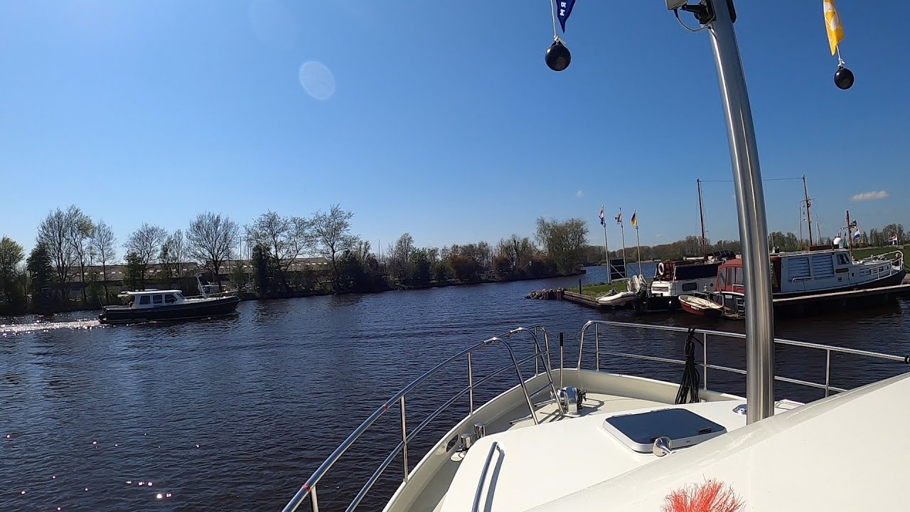 Mit dem Motorboot durch Friesland. Urlaub April 2022 Teil 1