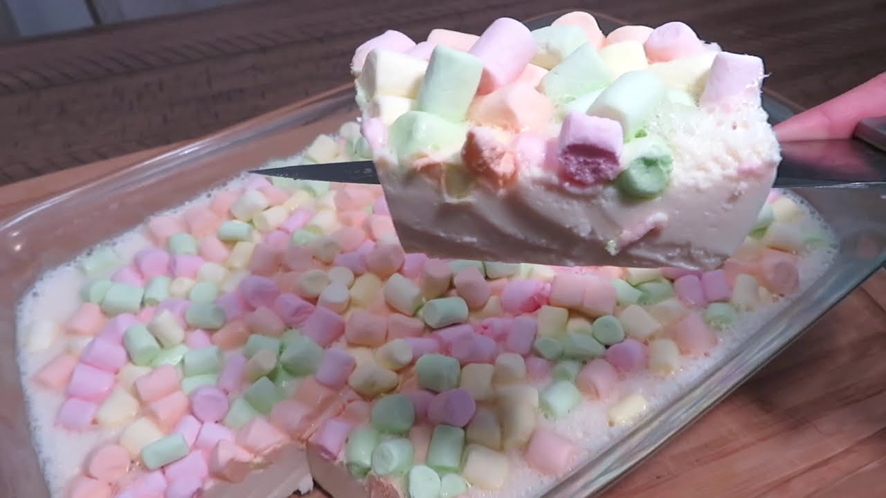 GELATINA DE QUESO CREMA Y BOMBONES