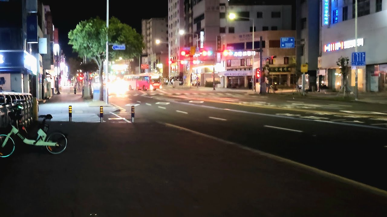 [4K] Night Walk in Jeju, Korea 🇰🇷 | Quiet City Street Walk (No Talking, Ambient Sounds)