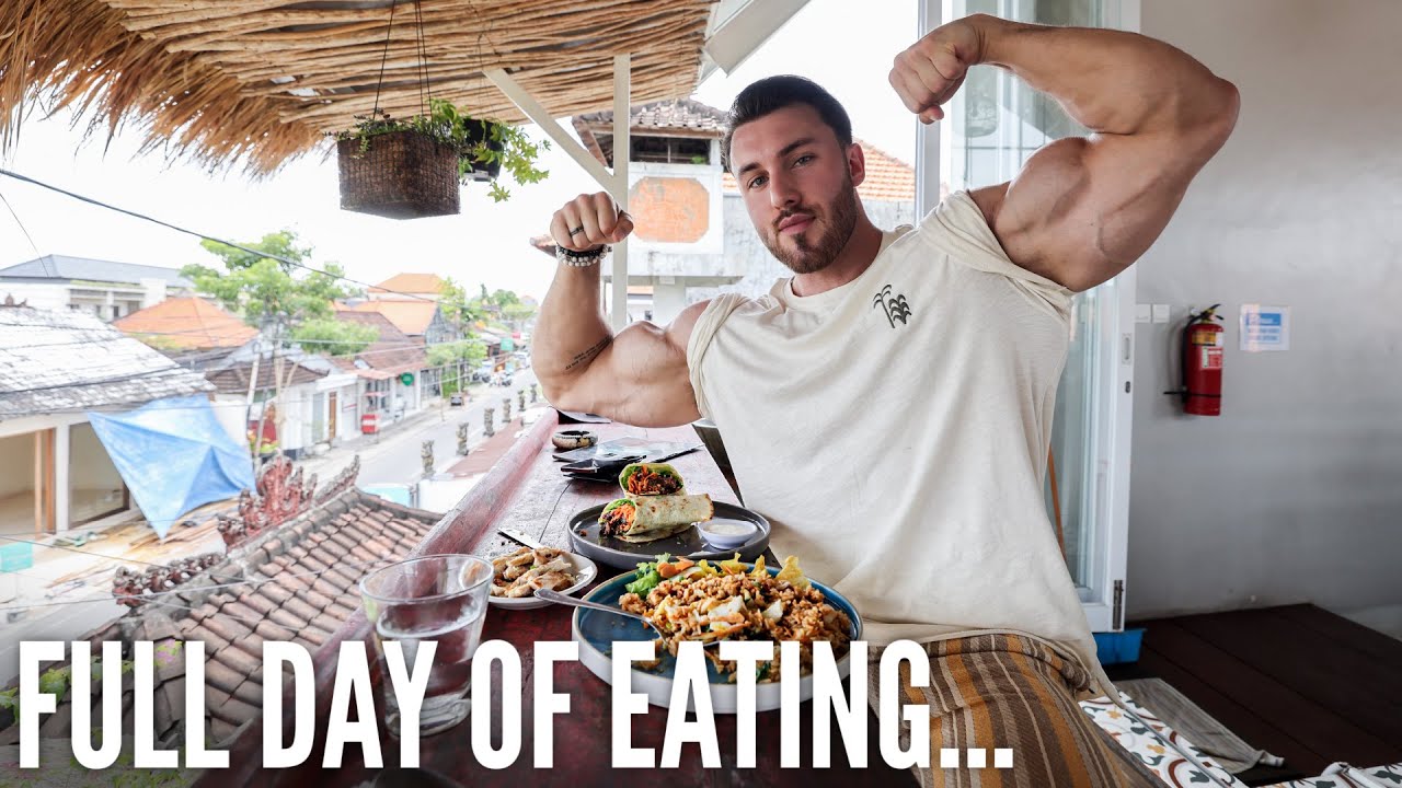 A REALISTIC FULL DAY OF EATING WHILE TRAVELLING IN BALI...