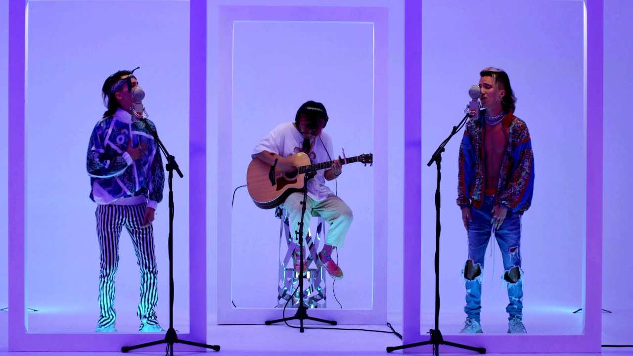 VICE MENTA- FUSILANDO TUS MEMORIAS [Acoustic Version Recorded at the Youtube Space Pop-Up Miami]