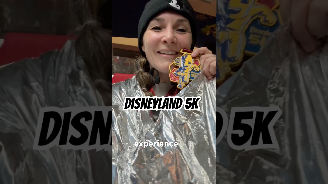 Come with me as I run the latest Disneyland 5K