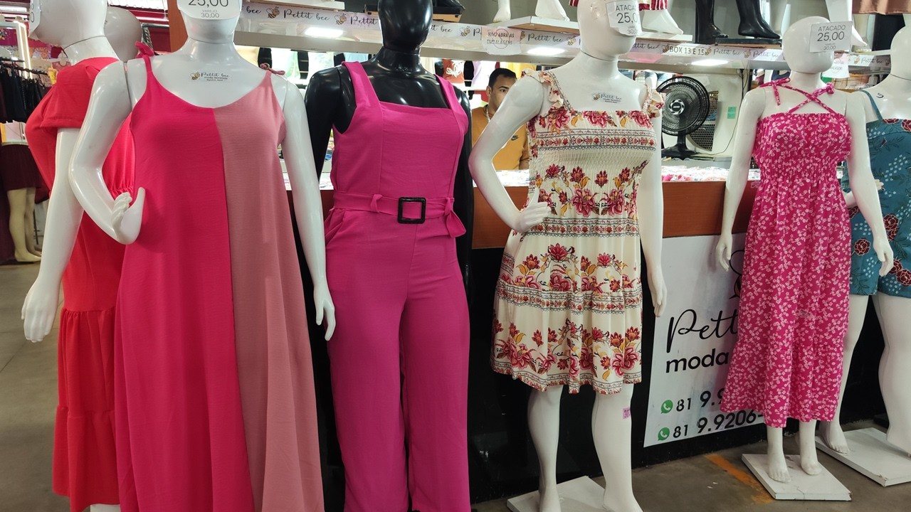 VESTIDOS, CONJUNTOS E MACACÃO NO CREPE E VISCOLINHO DIRETO DE FÁBRICA EM SANTA CRUZ DO CAPIBARIBE