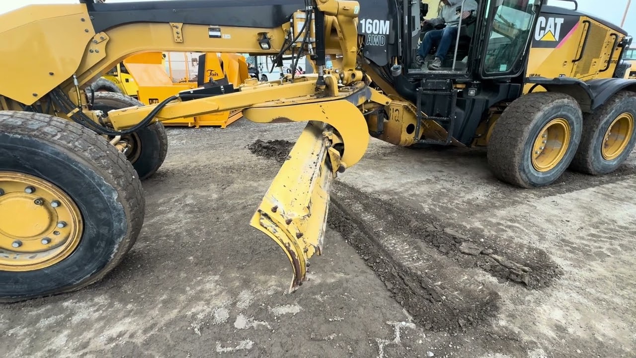 Cat 160M