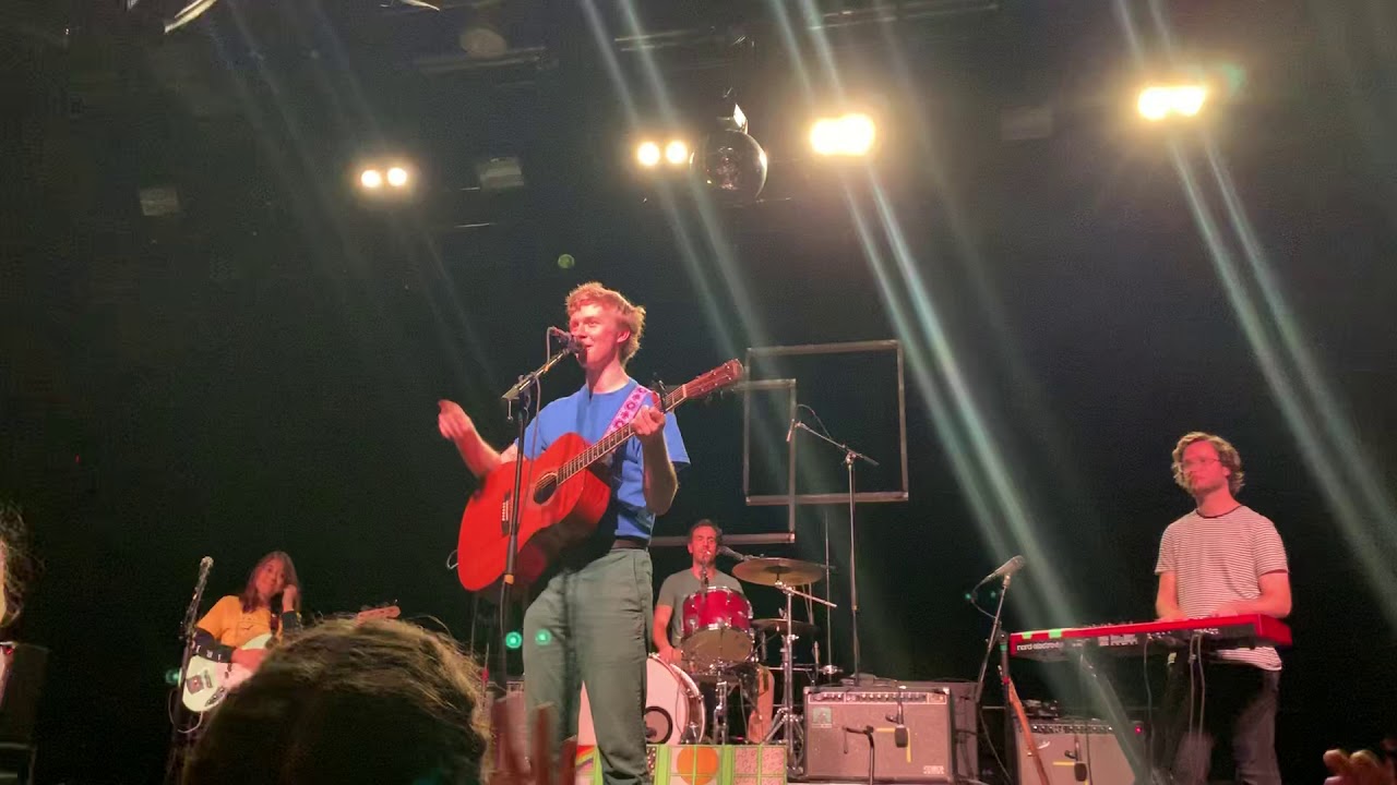 Pinegrove - Neighbor (live)