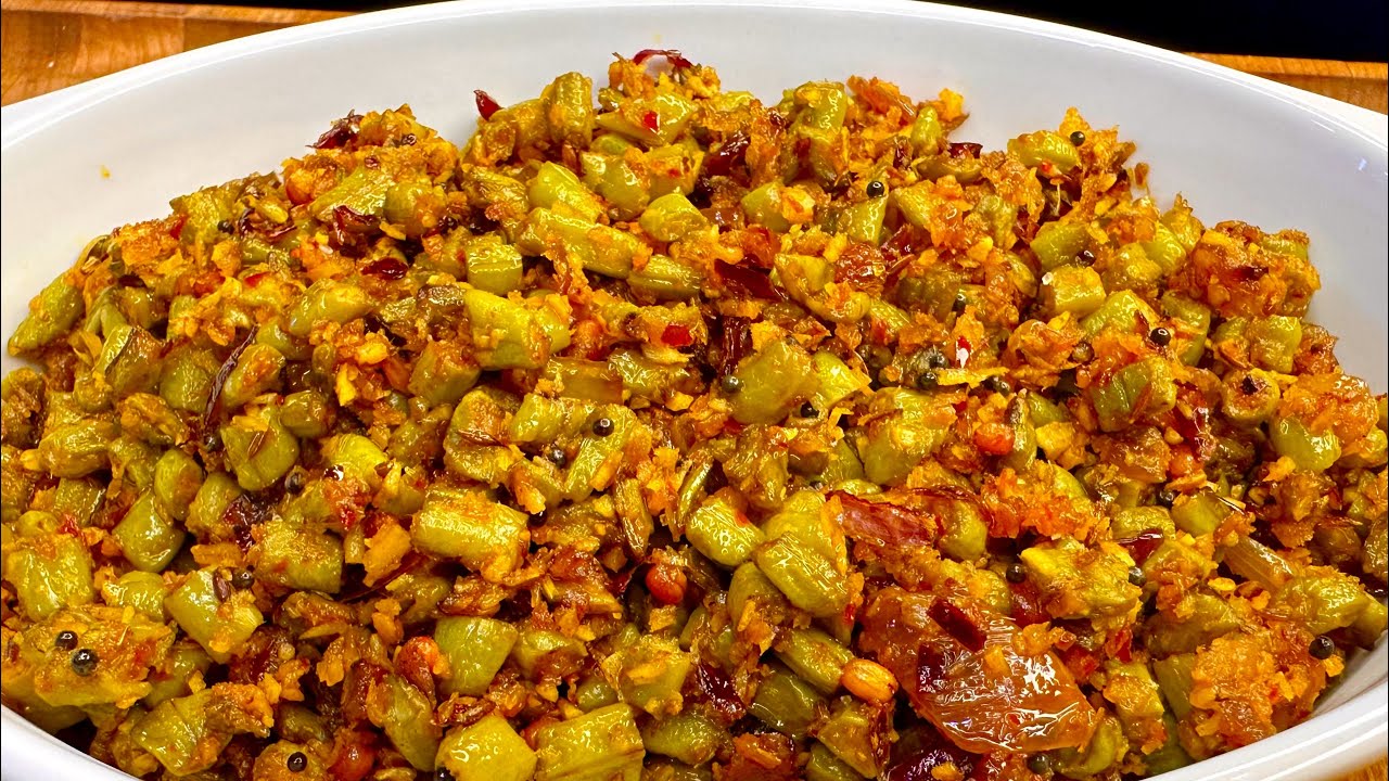 சுவையான தட்டை பயறு காய் பொரியல் |காராமணி பொரியல் | Long beans fry recipe in Tamil
