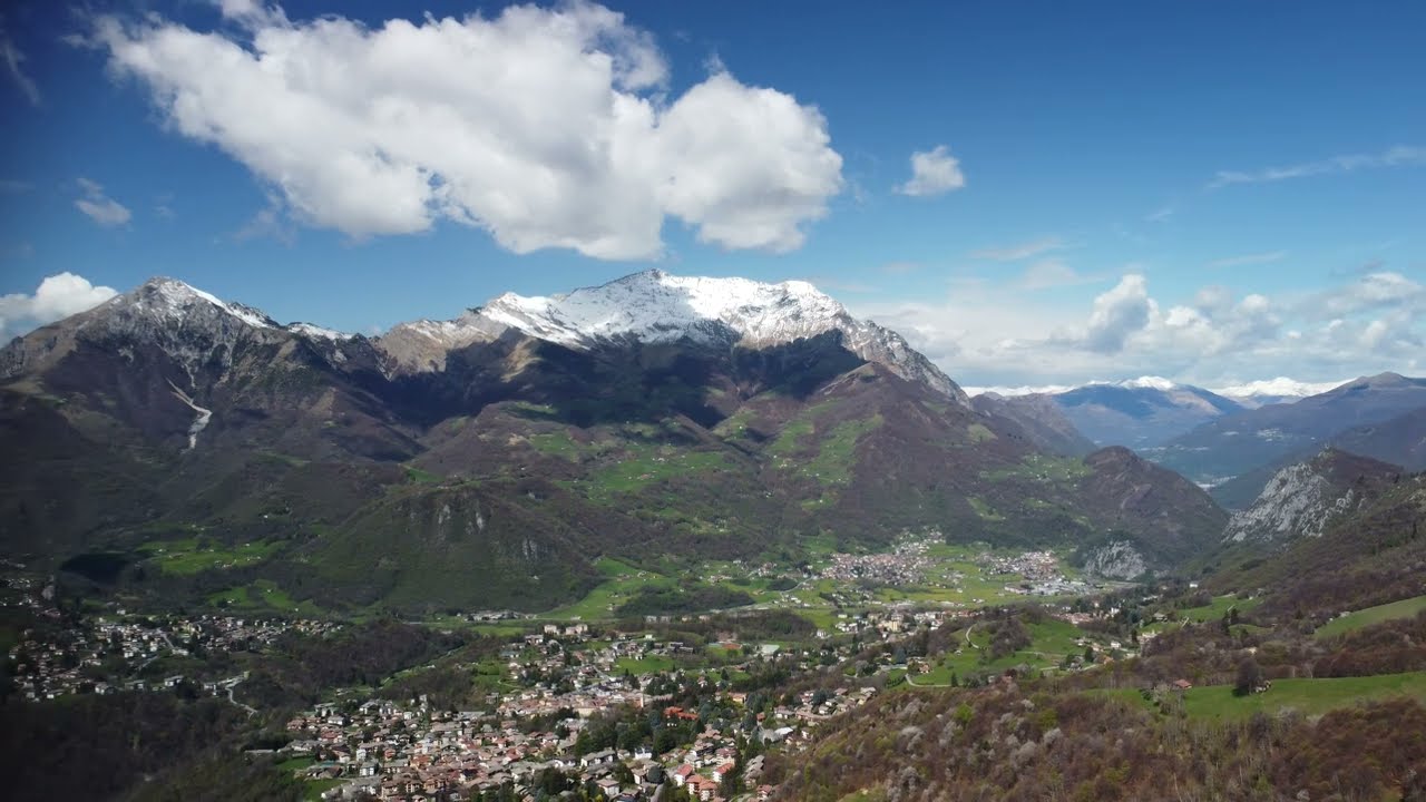 Moggio,località Faggio...un angolo di paradiso con vista sulla Valsassina...