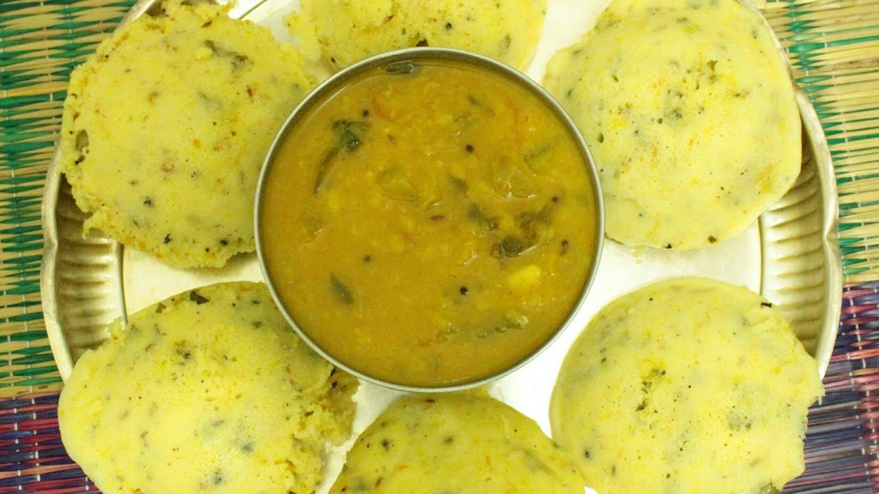 Vegetable idli - Kancheepuram Idli with regular idli batter - Idli recipe - Mixed vegetable idli