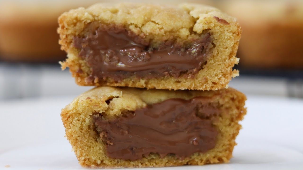 Nutella Cookie Pies | Nutella Filled Cookie Cups