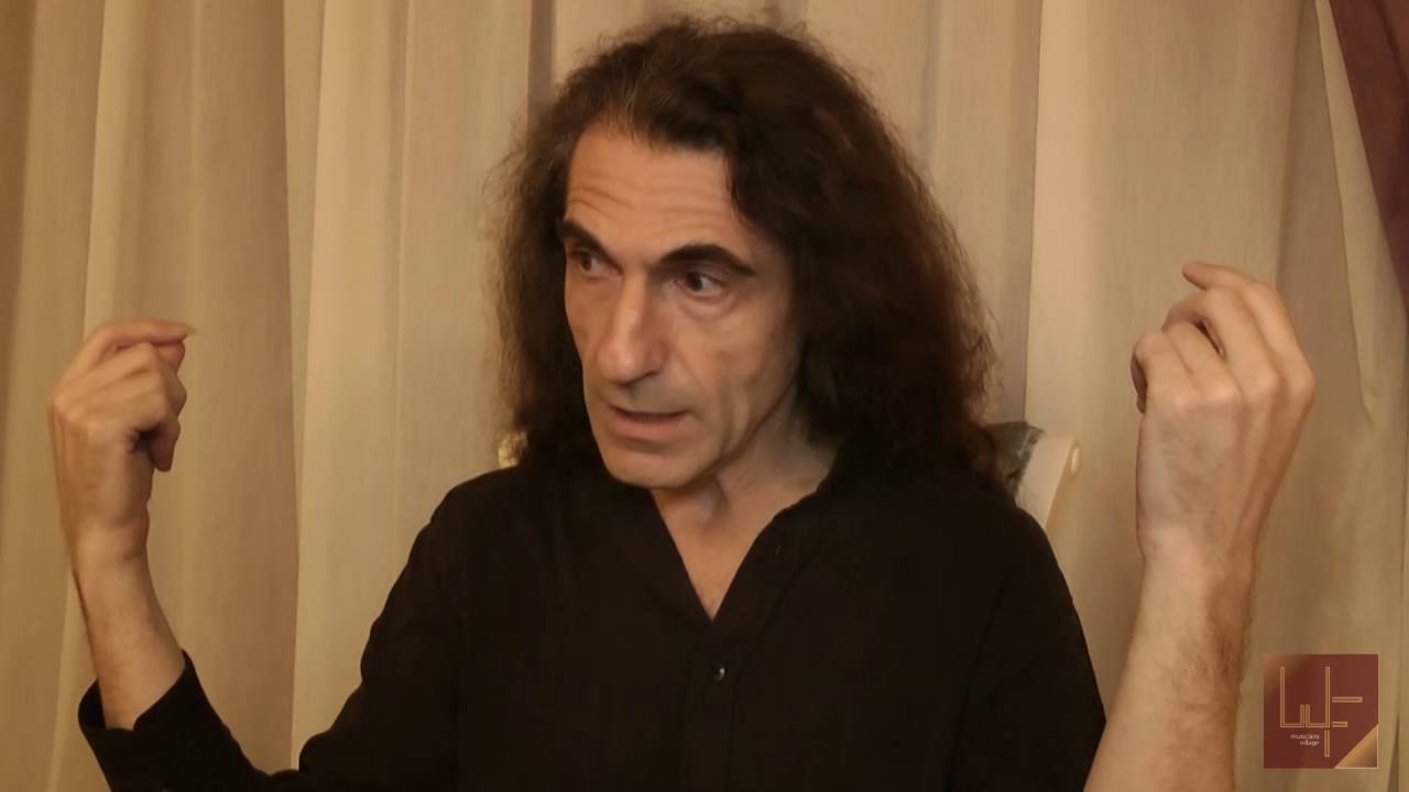 Юрий Наумов