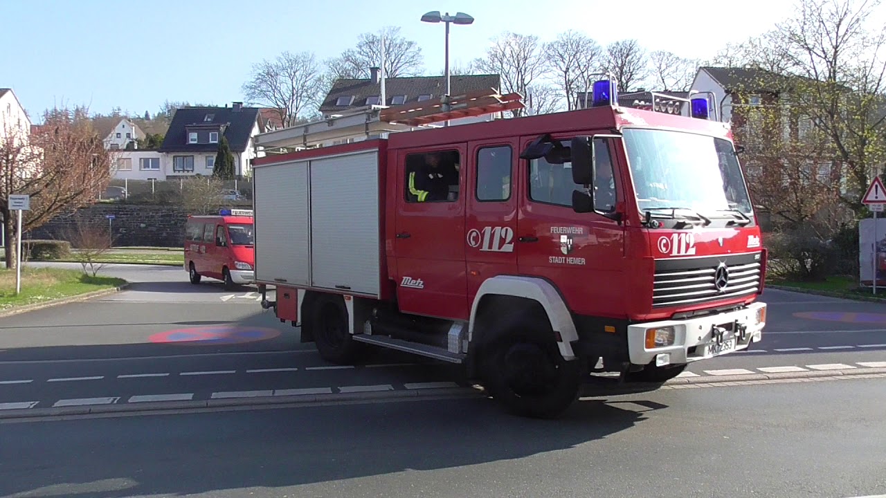 [F1 + Neuer FuStW] Einsatzfahrten der Feuerwehr & Polizei Hemer zu einem Brandeinsatz