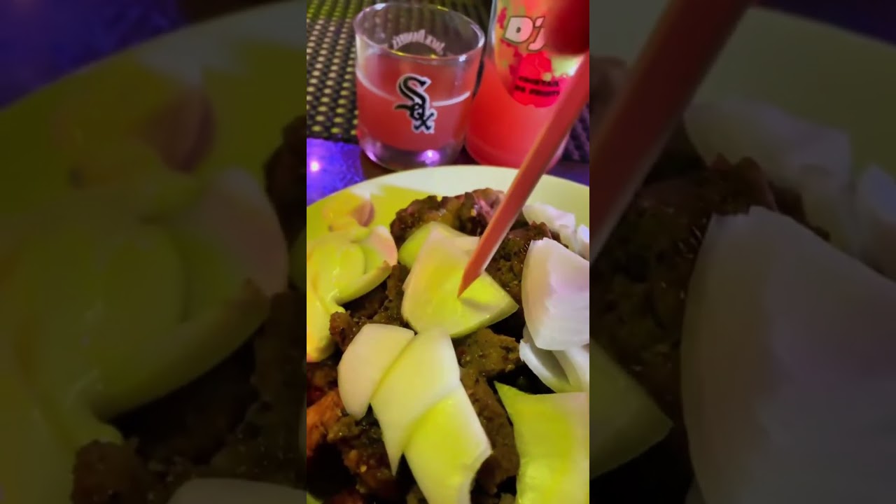 Eating every country&rsquo;s food in Chicago - Cameroon 🇨🇲