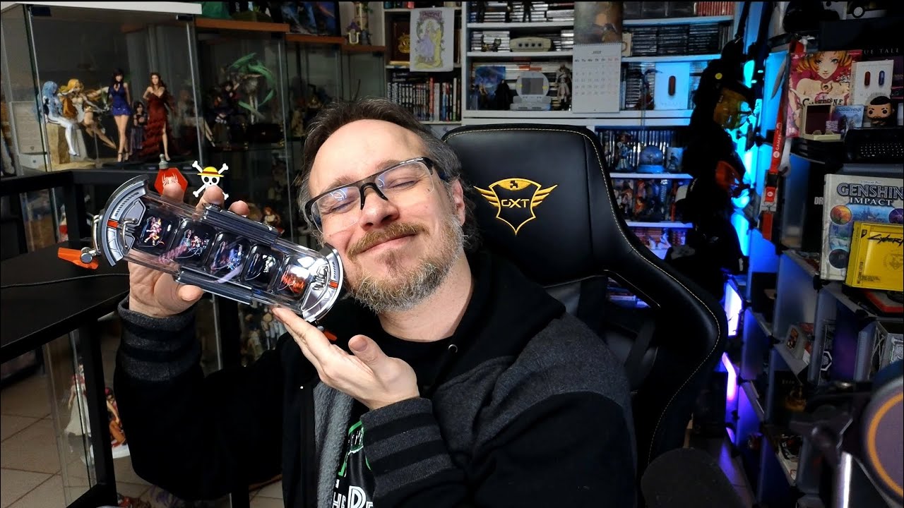 L'horloge Geek ultime et connectée ! Je teste la Divoom Times Gate et je suis conquis !