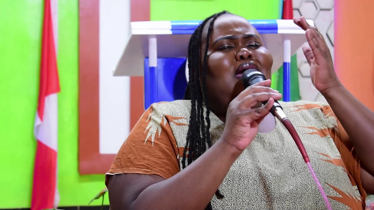 Worship session with Sally Njoroge