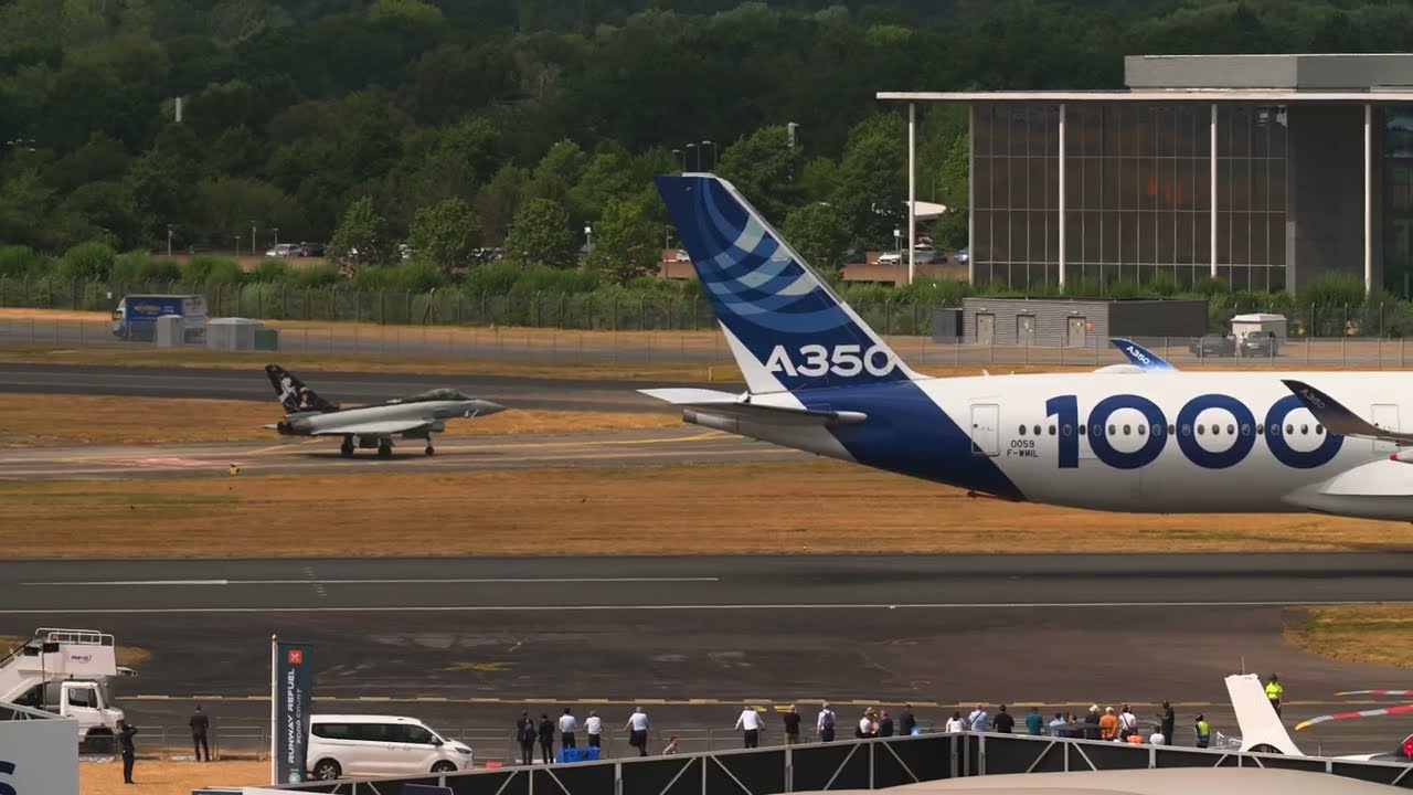 FIA 2026 - Eurofighter Demo Flight - Farnborough Airshow