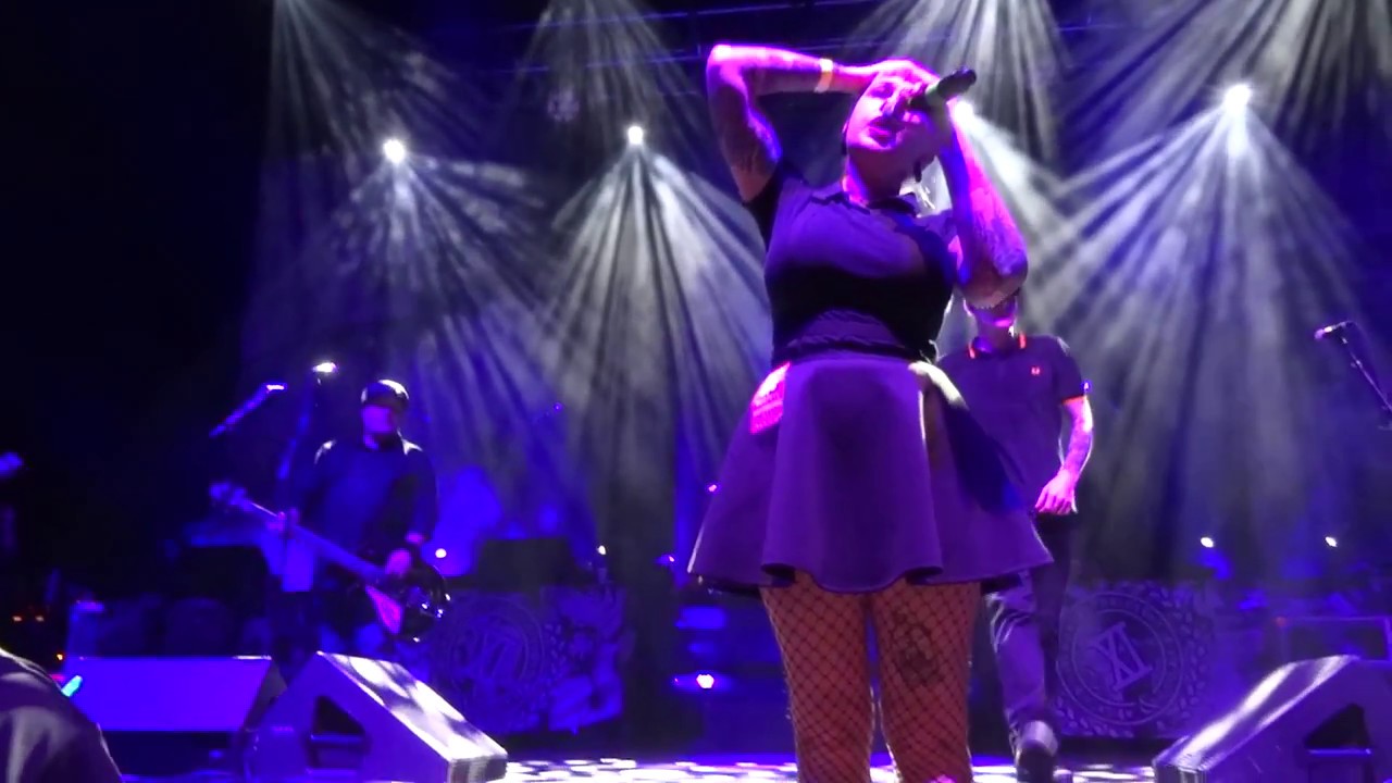 Dropkick Murphys (With Stephanie Dougherty) - The Dirty Glass Live in Houston, Texas