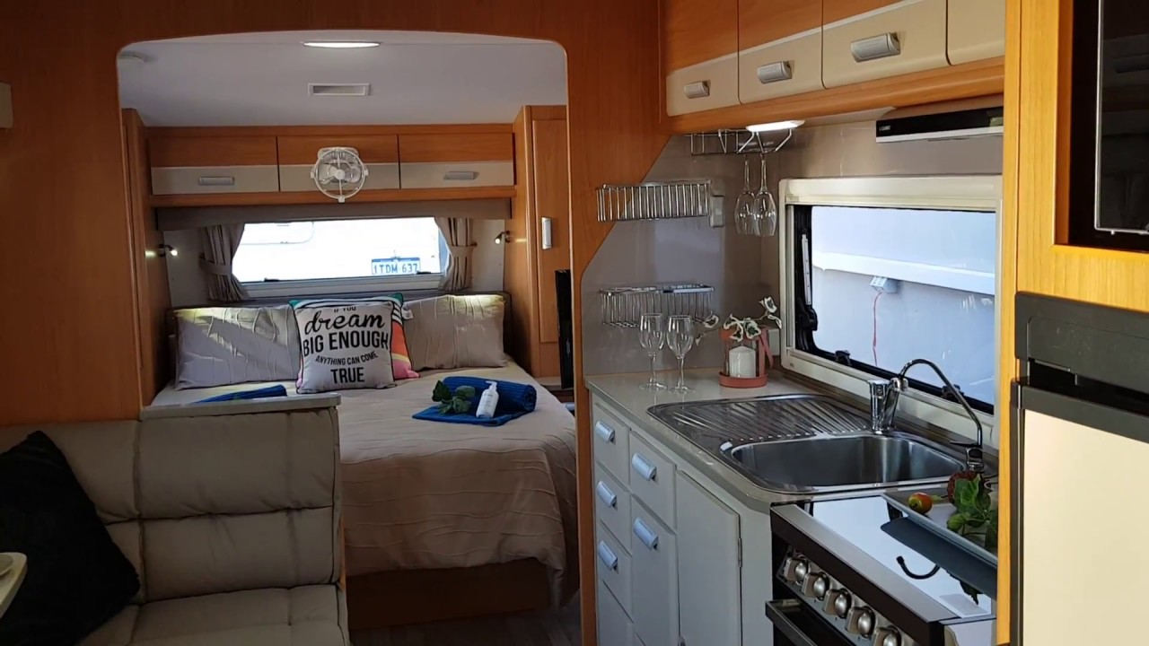 FOR SALE - 2014 Coromal Lifestyle 667 Caravan - $49,990