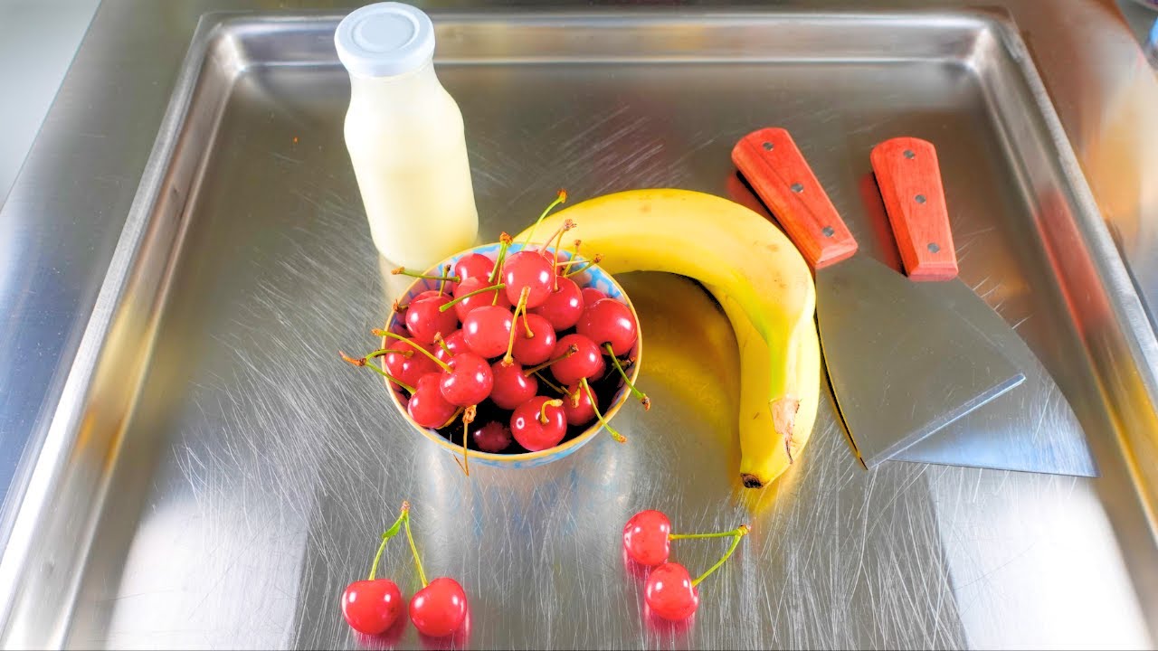 Explosion of Cherry and Banana. I make a Cherry Banana Ice cream roll