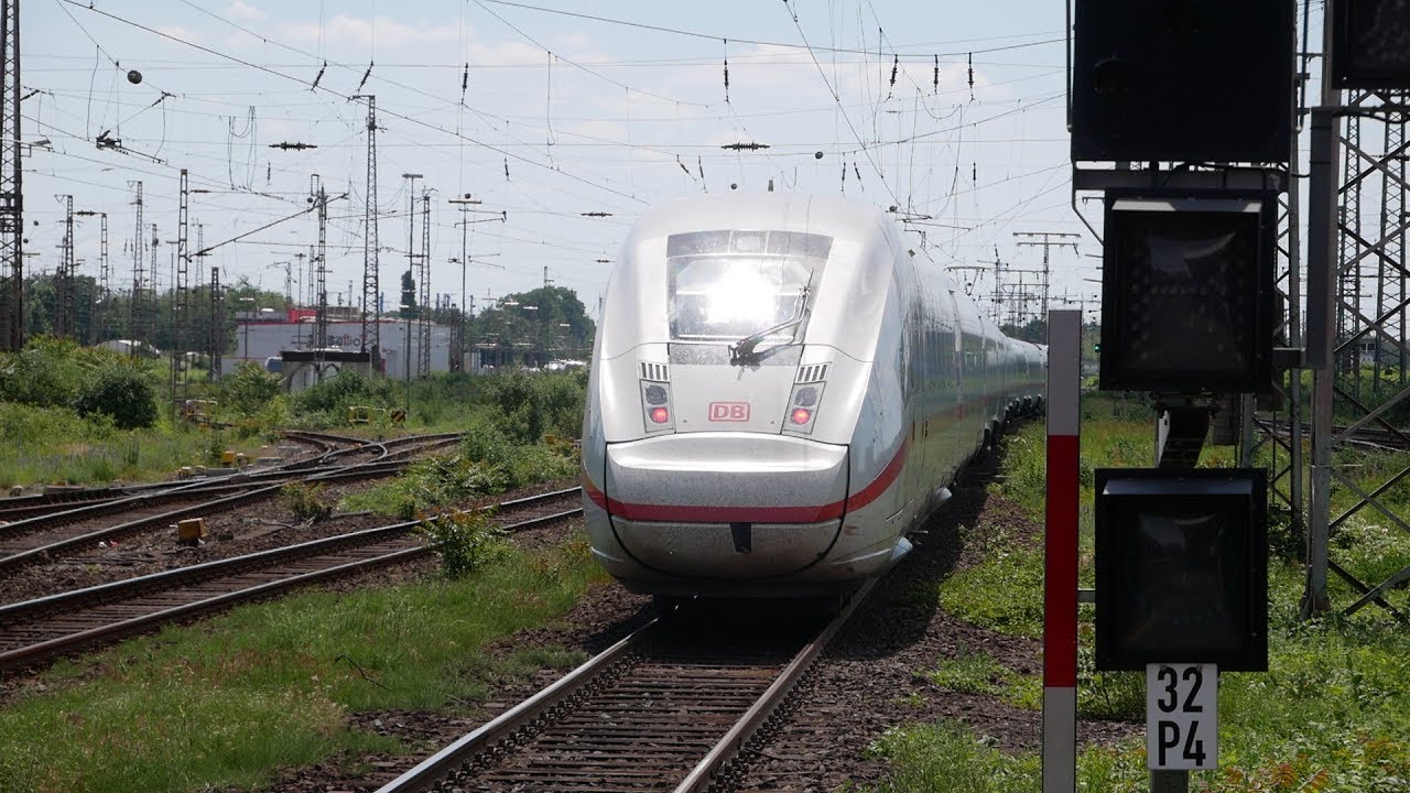 Eisenbahnverkehr in Duisburg HBF  mit Br RRX ICE 4 Br 146 101 193 422 1428 1429 429