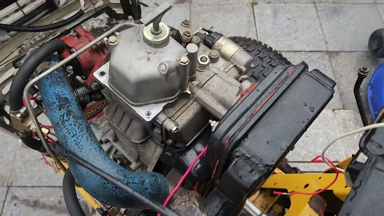 Cub Cadet HDS Turbo Diesel (Cold Start...)