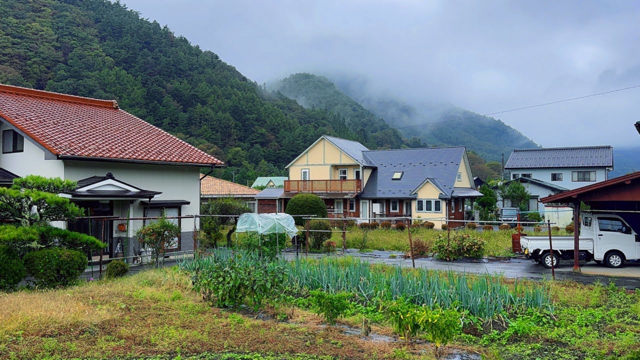Beautiful Scenery of Japanese Countryside Village With Rain ☔️ Walking Tour in Rain,  Village Life